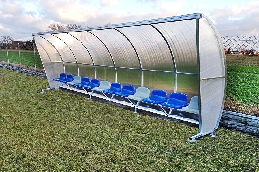 reserve benches for players different types manufacturer