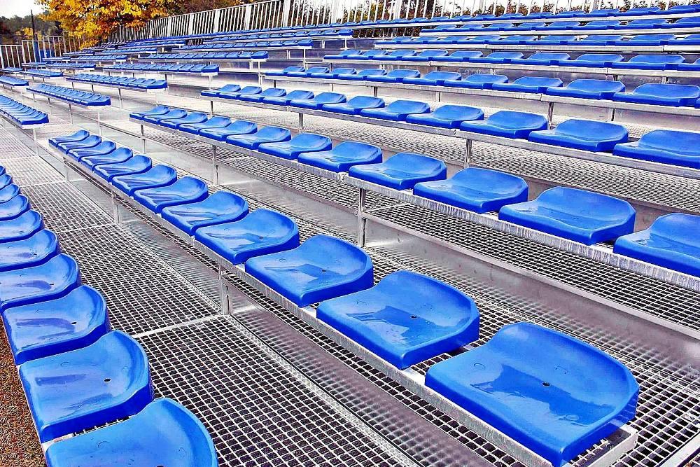 the highest quality stadium chairs with a low backrest - -reinforced rib structure - directly from the manufacturer